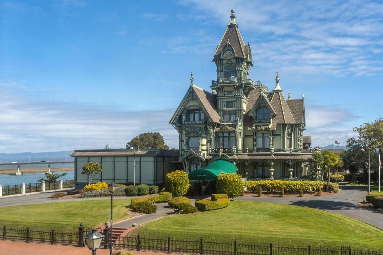 Pinc Lady Mansion Eureka