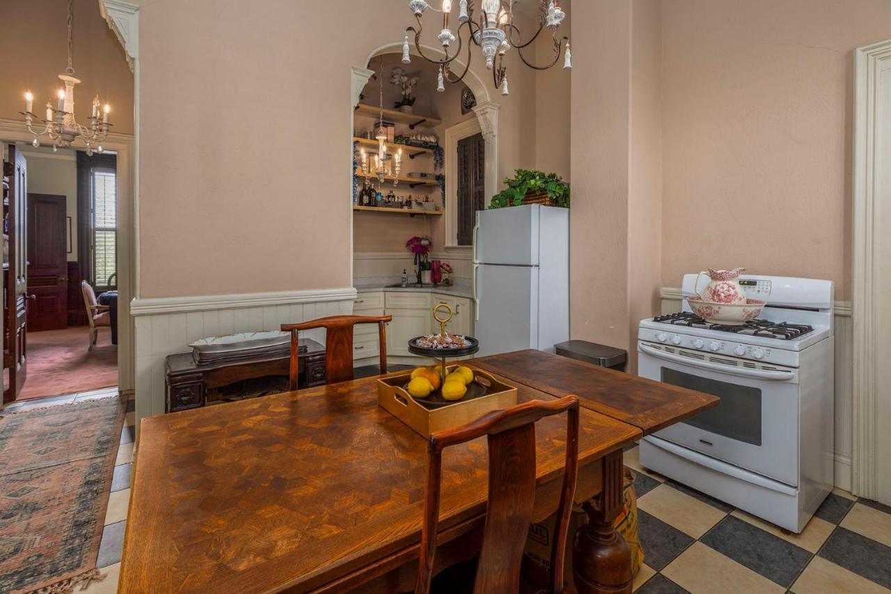 Inn Pinc Lady Mansion